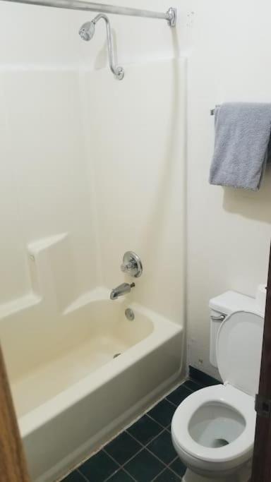 Hotel 2 Queen Beds Hotel Room 237 Booking Stillwater Exterior foto